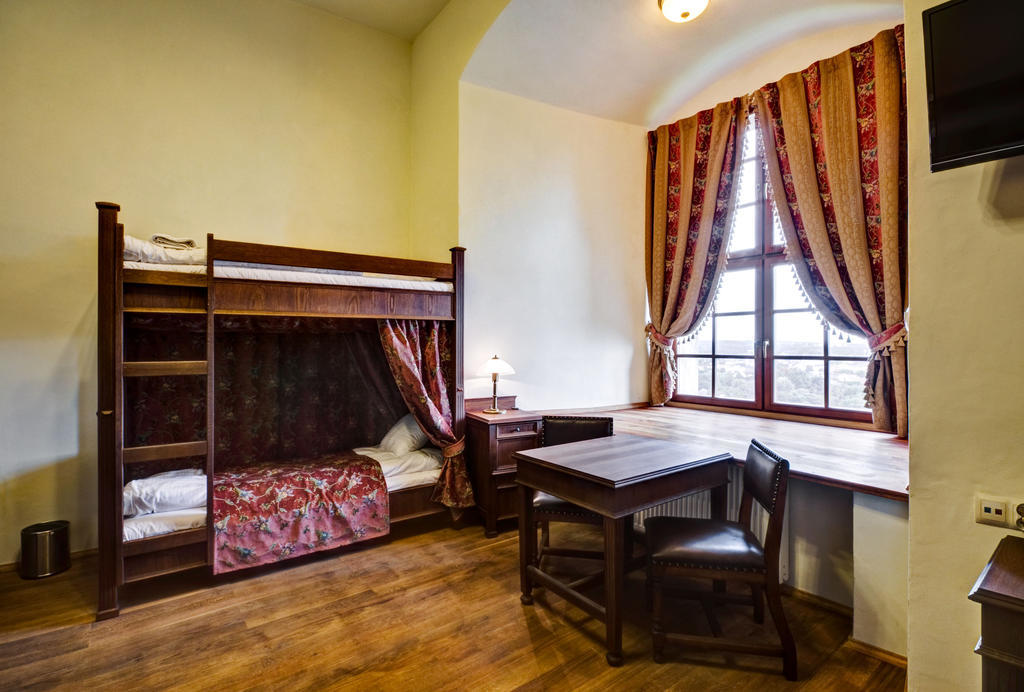 Zamek Golubski Habitación foto