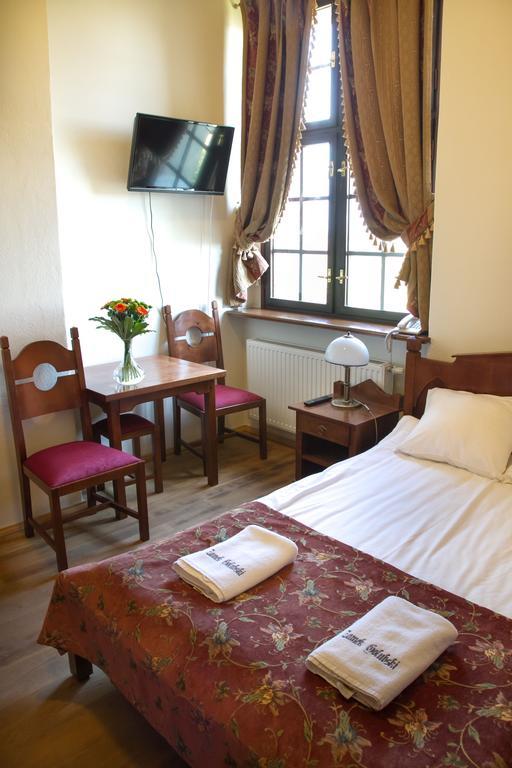Zamek Golubski Habitación foto