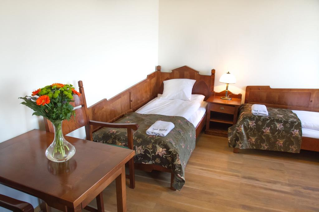 Zamek Golubski Habitación foto
